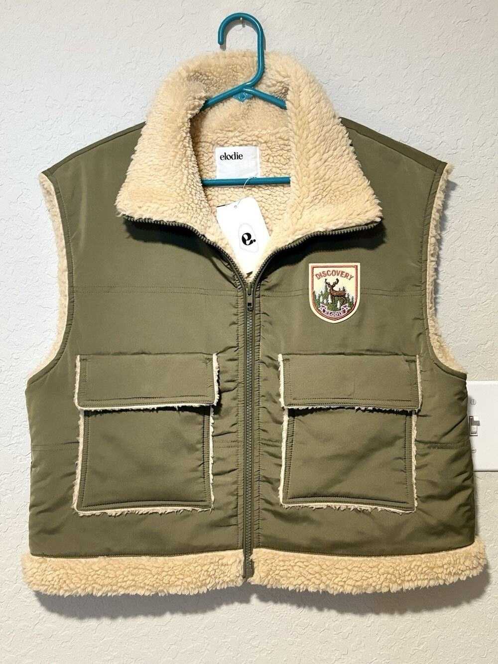 Elodie Women’s Retro Olive Green Vest Faux Shearling Lined Discovery Patch Sz M